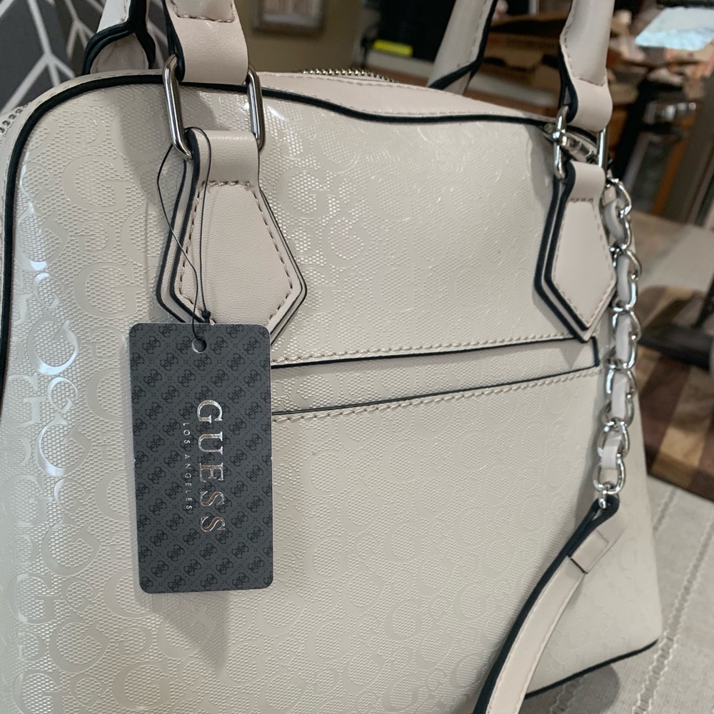 NWT - GUESS Handbag - IVORYπ€π€π€ - Picture 9 of 9